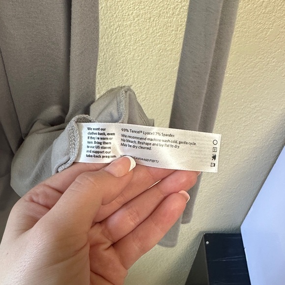 Eileen Fisher Light Gray Tee - Picture 5 of 5